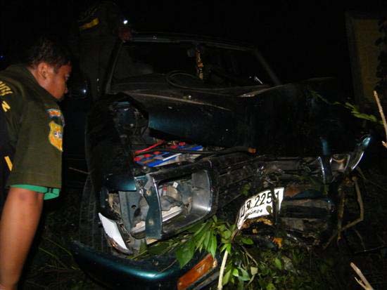 2010_10080137 (Custom)